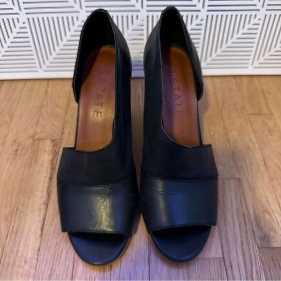 1. STATE AMBLE D'ORSAY STYLE OPEN TOE WOODEN BLOCK HEEL LEATHER OPEN TOE PUMP - Picture 3 of 9
